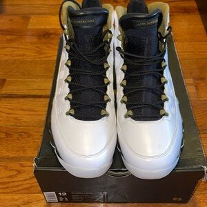 Preowned Air Jordan 9 Retro White/ Black/ Green Size 12 [302370 109]